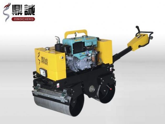 點(diǎn)擊查看詳細(xì)信息<br>標(biāo)題：DC-840-I全液壓手扶雙鋼輪壓路機(jī) 閱讀次數(shù)：14327