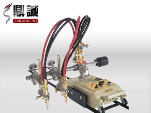 點擊查看詳細信息<br>標題：雙頭多頭火焰切割機 閱讀次數：4513