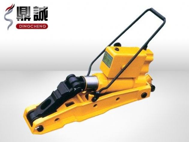 點(diǎn)擊查看詳細(xì)信息<br>標(biāo)題：液壓起撥道機(jī) 閱讀次數(shù)：4233