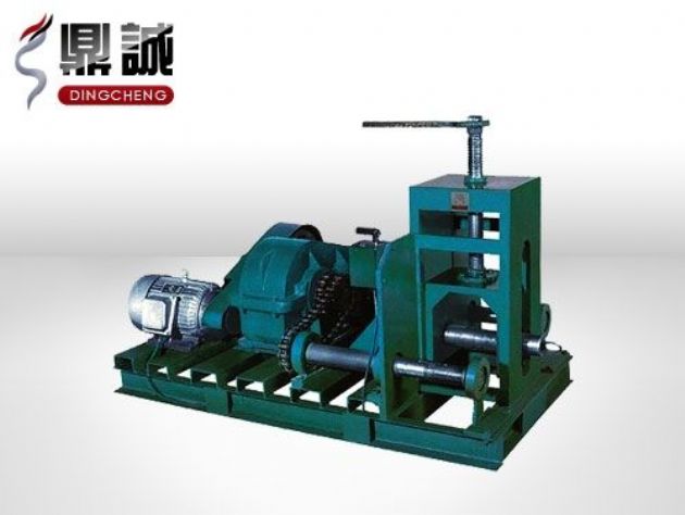 點擊查看詳細信息<br>標題：臥式多功能滾動彎管機 閱讀次數：4685