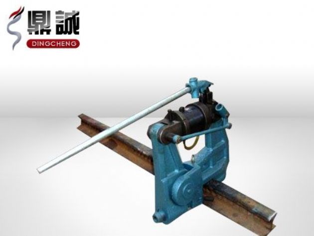 點擊查看詳細信息<br>標題：液壓鋼軌擠孔機 閱讀次數：4439
